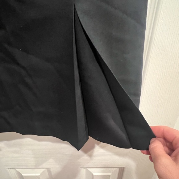 Black Talbots day to night skirt - Picture 2 of 7